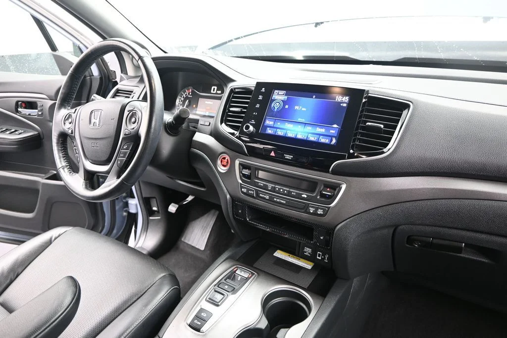 Used 2023 Modern Steel Metallic Honda RTL-E image 29