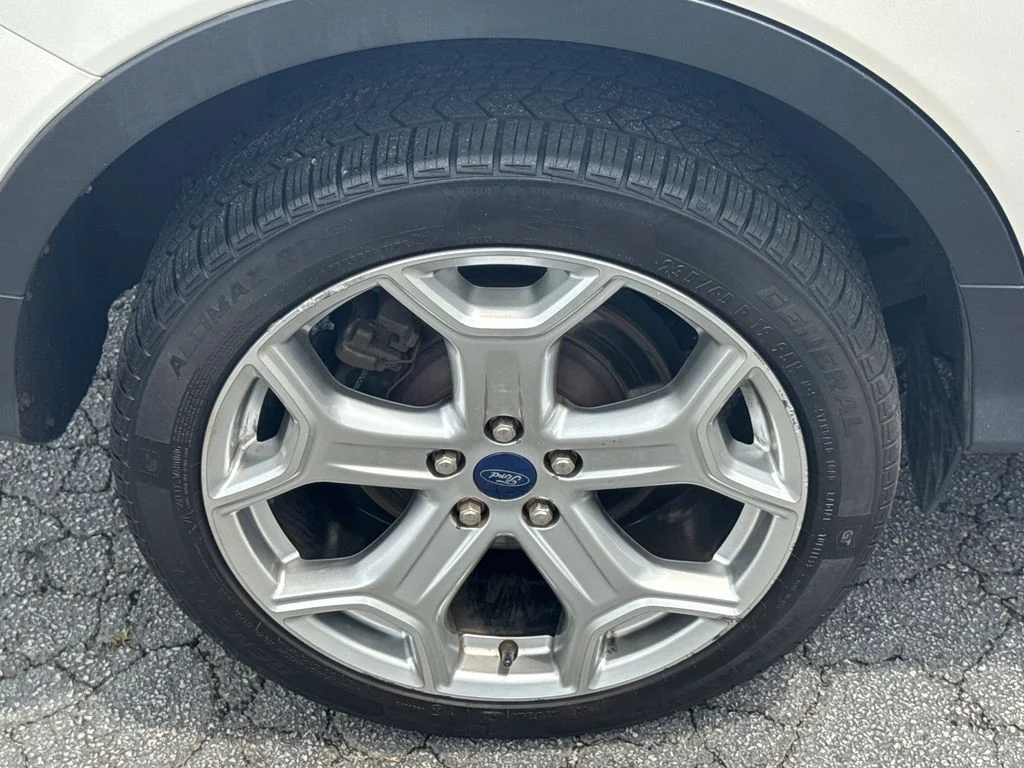 Used 2018 White Ford Titanium image 17