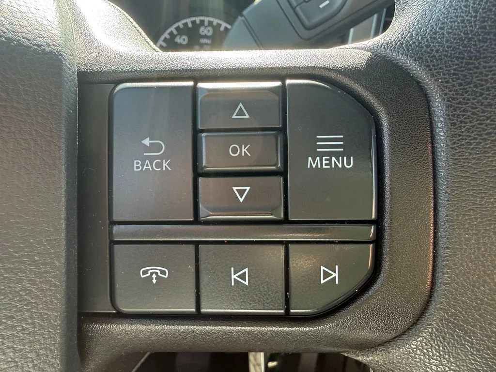 Used 2023 Blue Ford XLT image 17