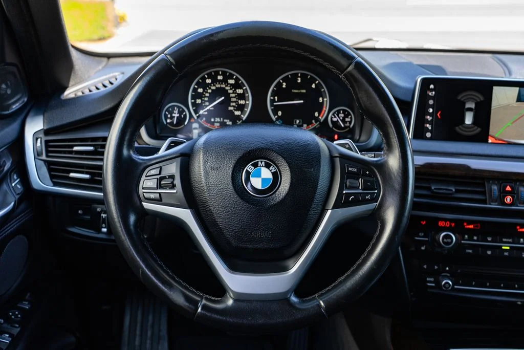 Used 2018 Gray BMW xDrive35d image 13
