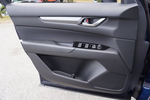 2025 Mazda CX-5 S - Photo 14