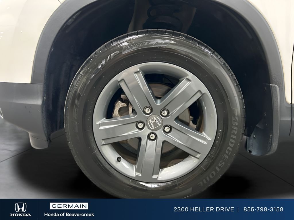 Certified Used 2023 Platinum White Pearl Honda RTL image 29