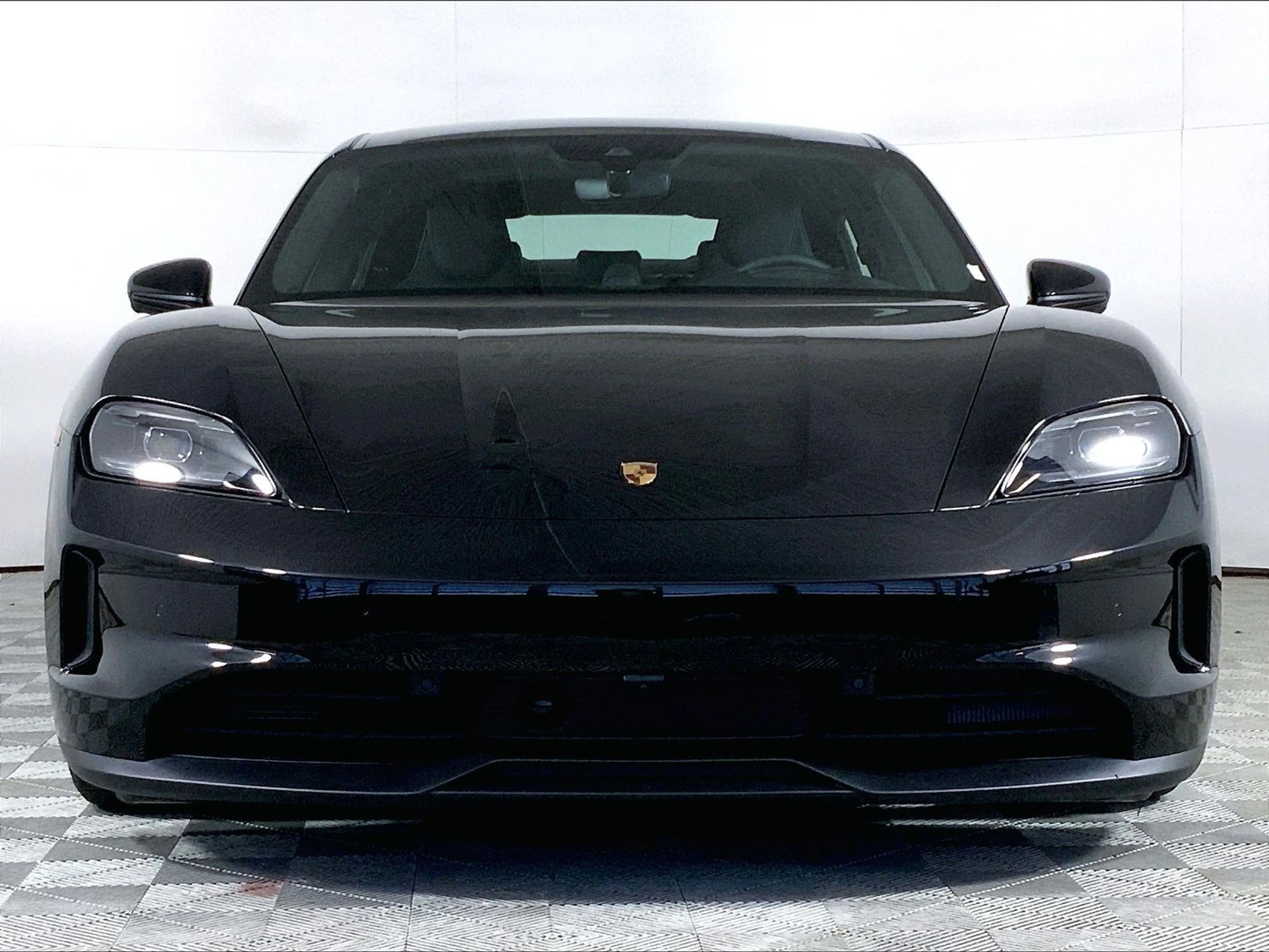 Used 2025 Black Porsche 4S image 5