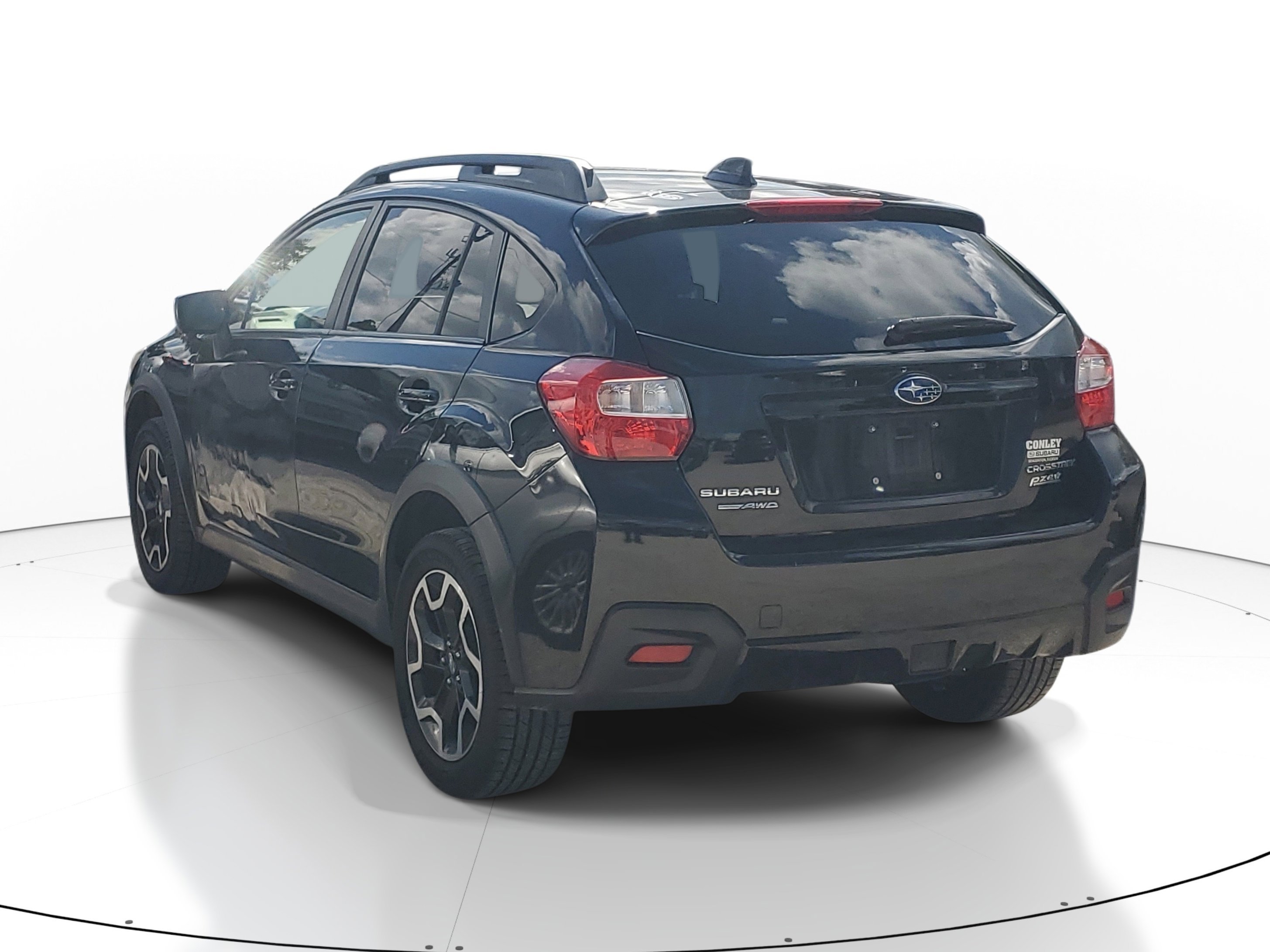 Used 2016 Crystal Black Silica Subaru Premium image 2