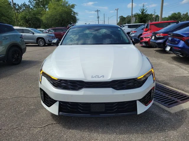 Used 2025 White Kia GT-Line image 5