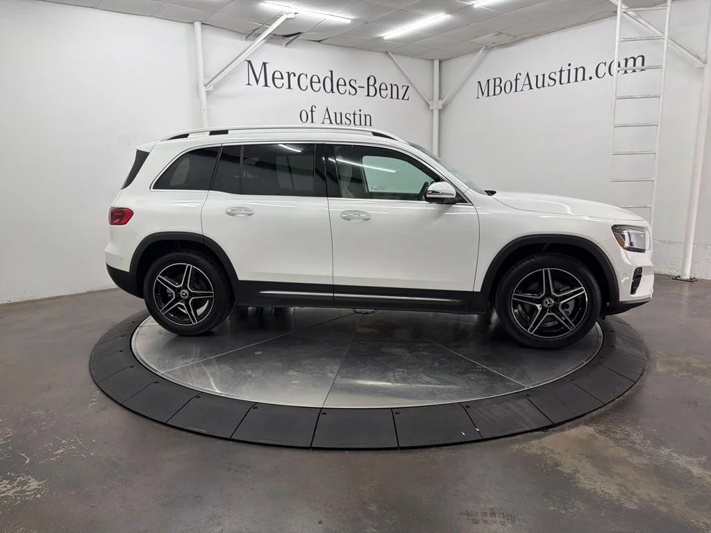 New 2026 White Mercedes-Benz GLB 250 image 8