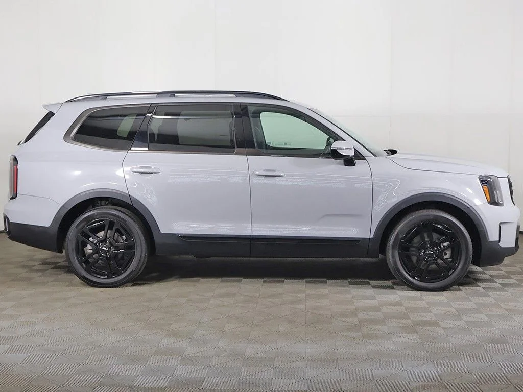 Used 2024 Gray Kia SX X-Line image 22