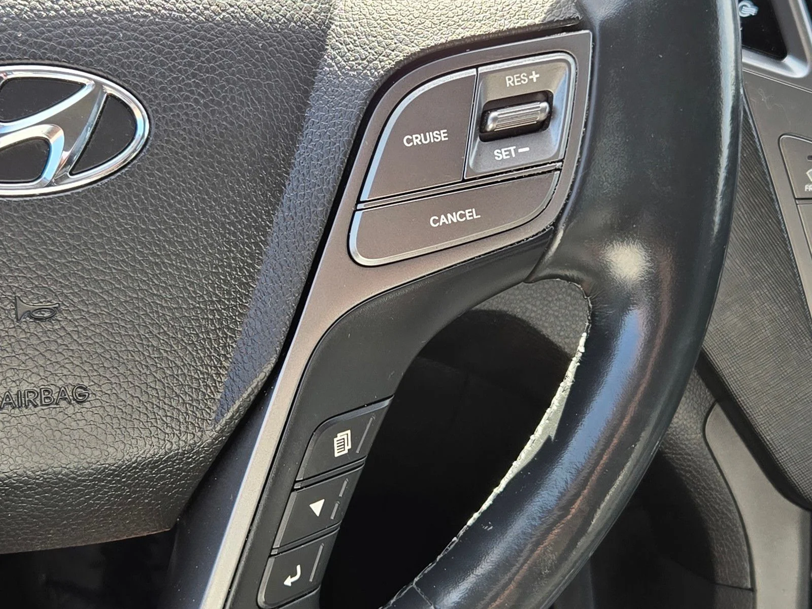 Used 2018 Mineral Gray Hyundai 2.0T Ultimate image 31