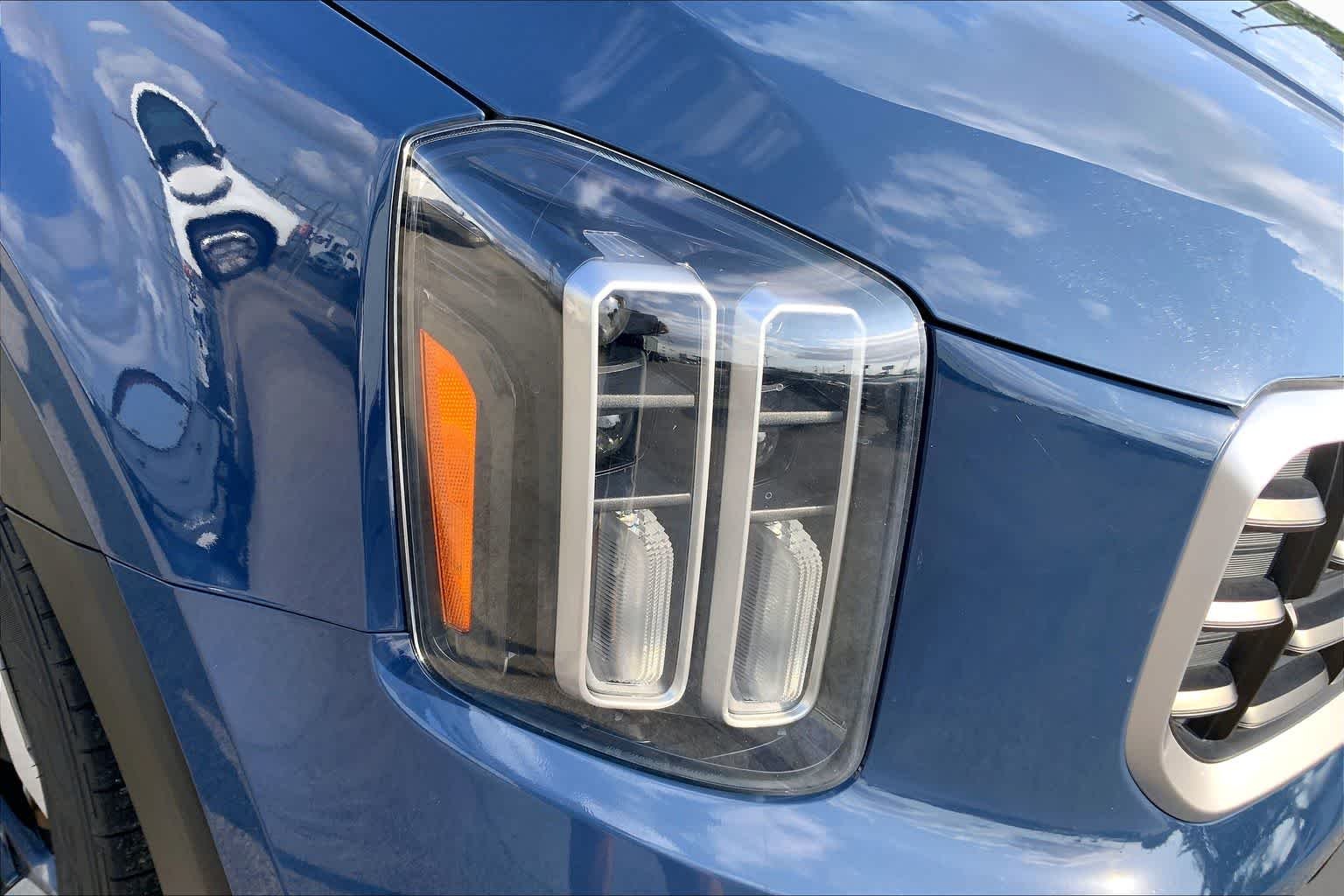 Used 2023 Midnight Lake Blue Kia S image 28
