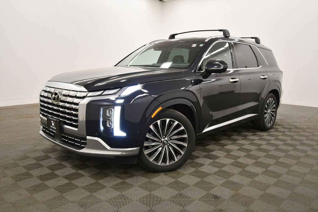Used 2023 Hyundai Palisade Calligraphy with VIN KM8R7DGE0PU636220 for sale in Rochester, Minnesota