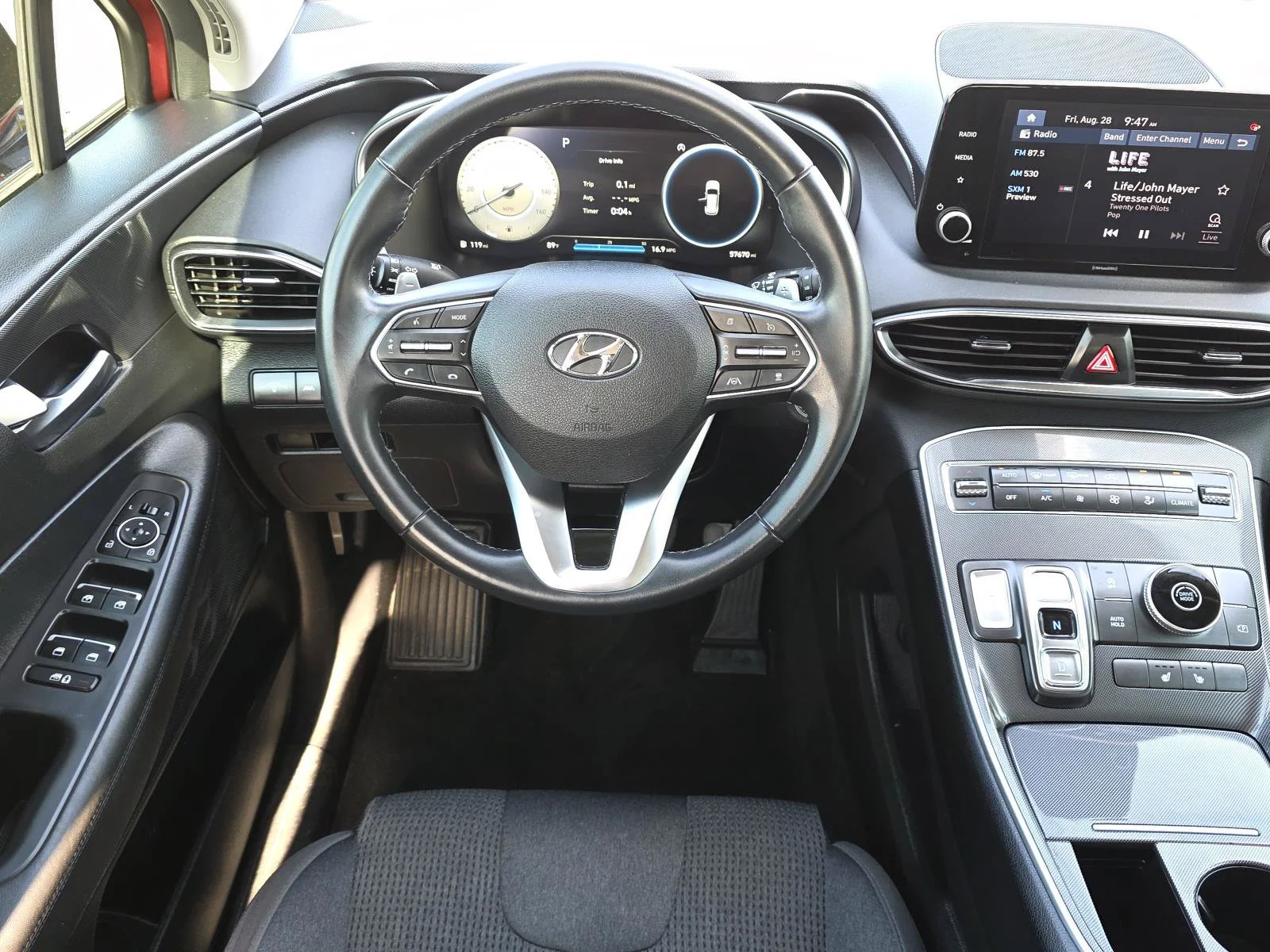 Used 2022 Calypso Red Hyundai XRT image 9