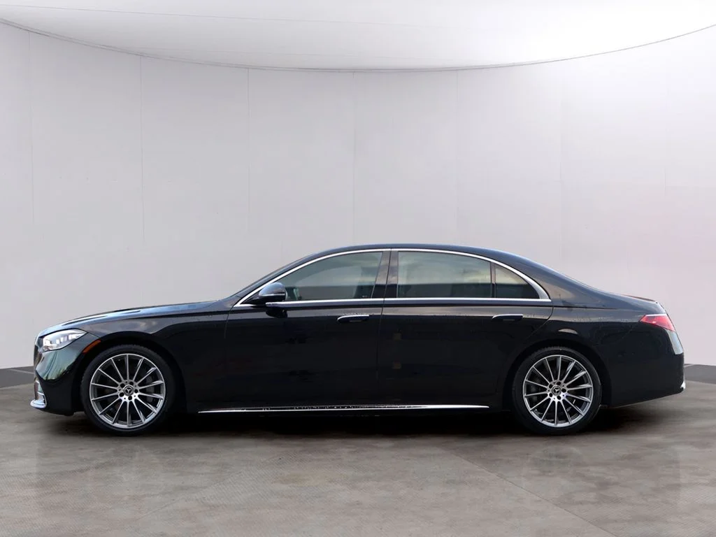 New 2026 Black Mercedes-Benz S 580 image 4