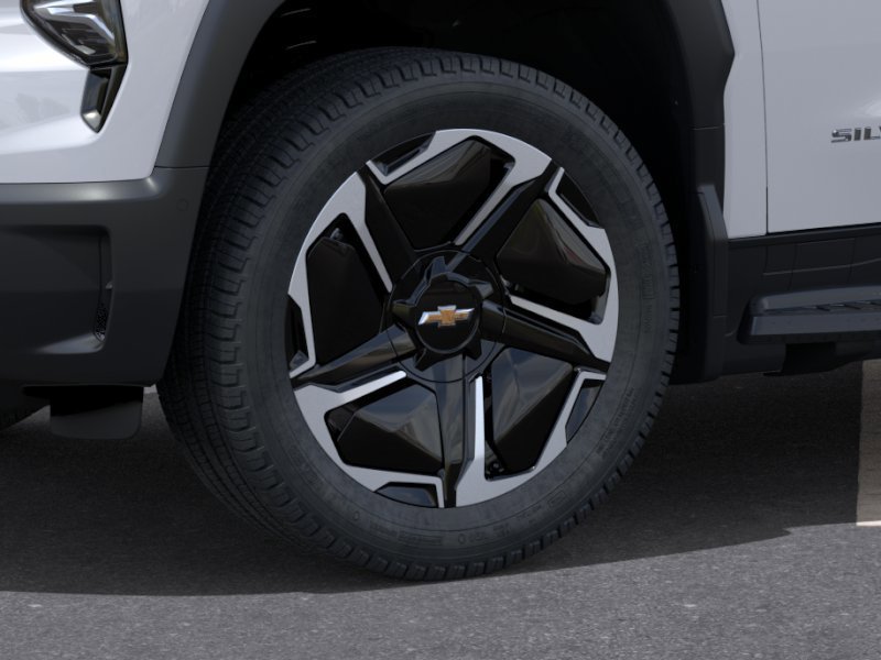 2026 Chevrolet Silverado EV LT - Photo 9