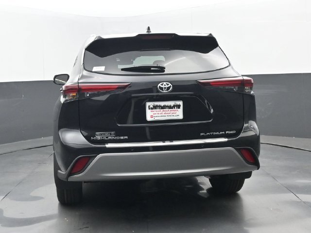 New 2026 Midnight Black Metallic Toyota Platinum image 20
