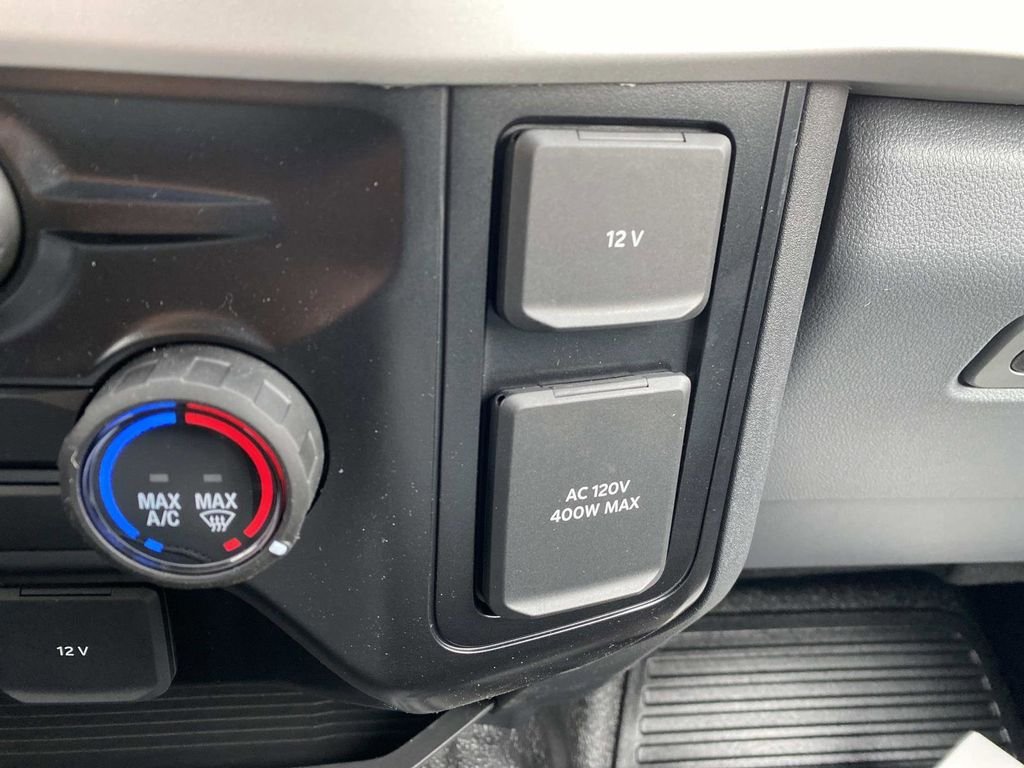 New 2026 Oxford White Ford F-450® XL image 19