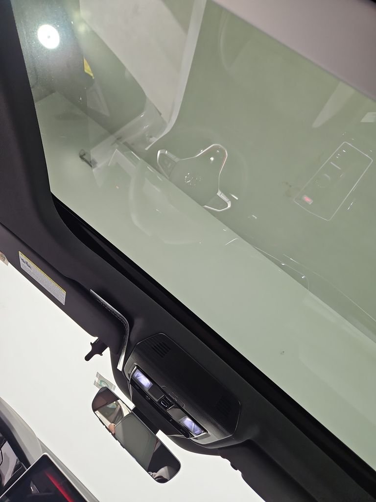 New 2026 White/off-white Volkswagen 2.0T SE image 21