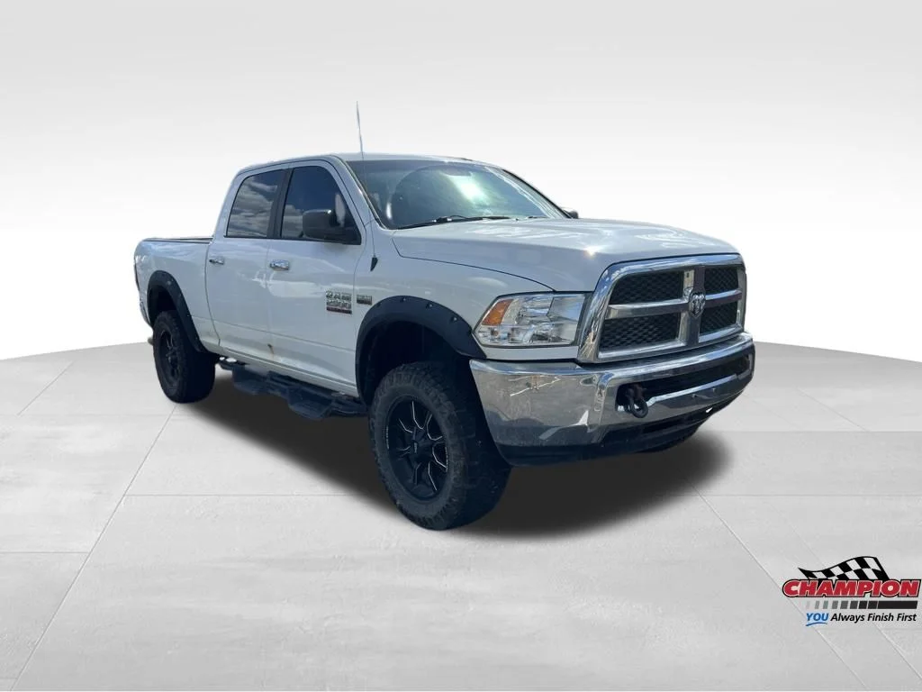 Used 2016 White Ram SLT image 8