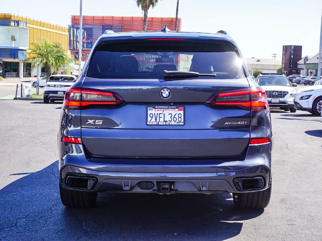 Used 2021 Gray Metallic BMW xDrive40i image 6