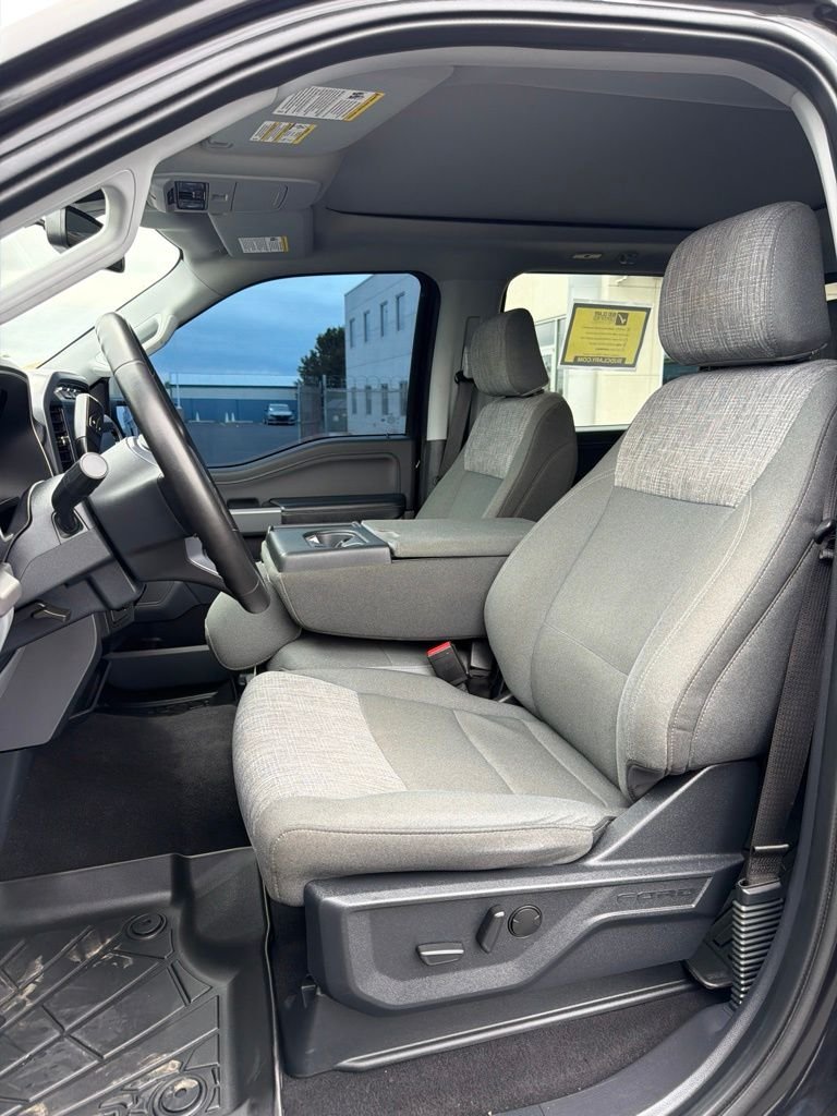 Used 2023 Black Ford  image 9