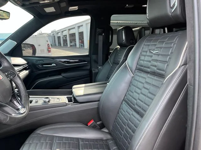 Used 2023 Red Cadillac V-Series image 7