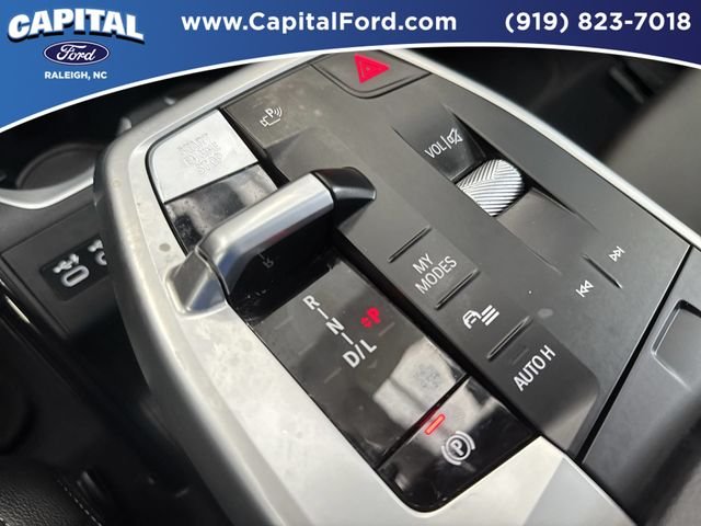 Used 2023 Gray BMW xDrive28i image 31