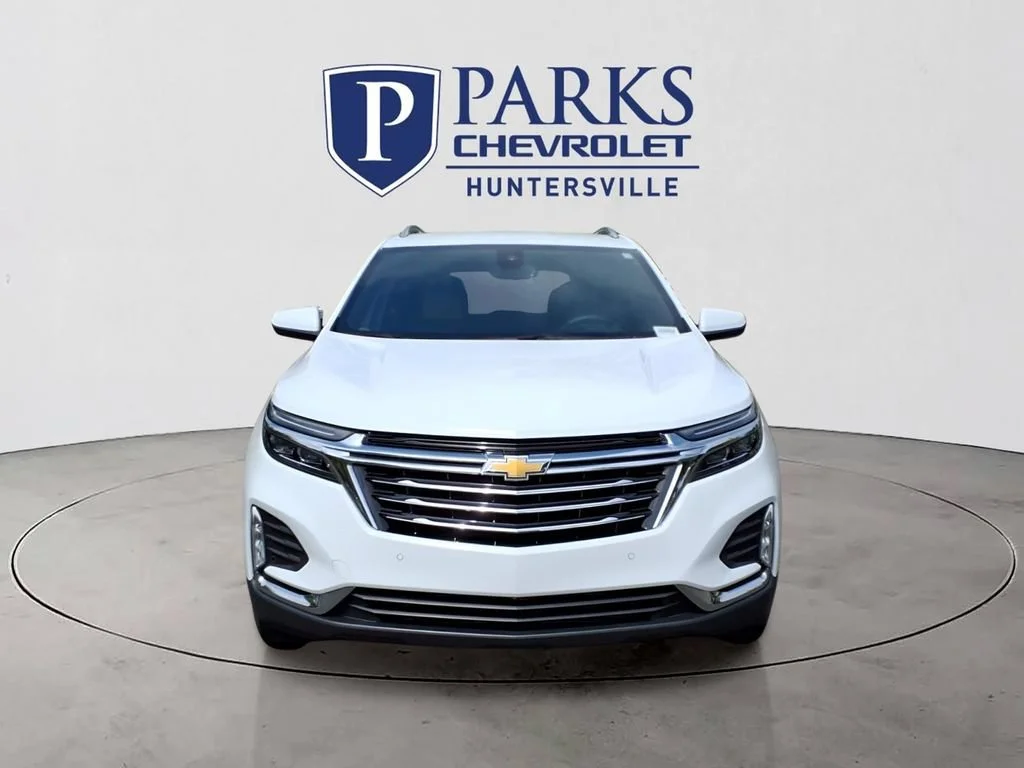 Used 2023 SUMMIT WHITE Chevrolet Premier image 2