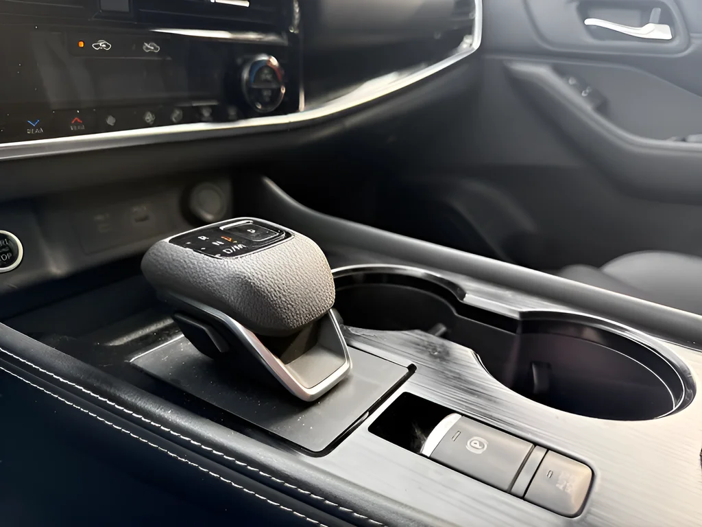 Used 2023 Gray Nissan SL image 11