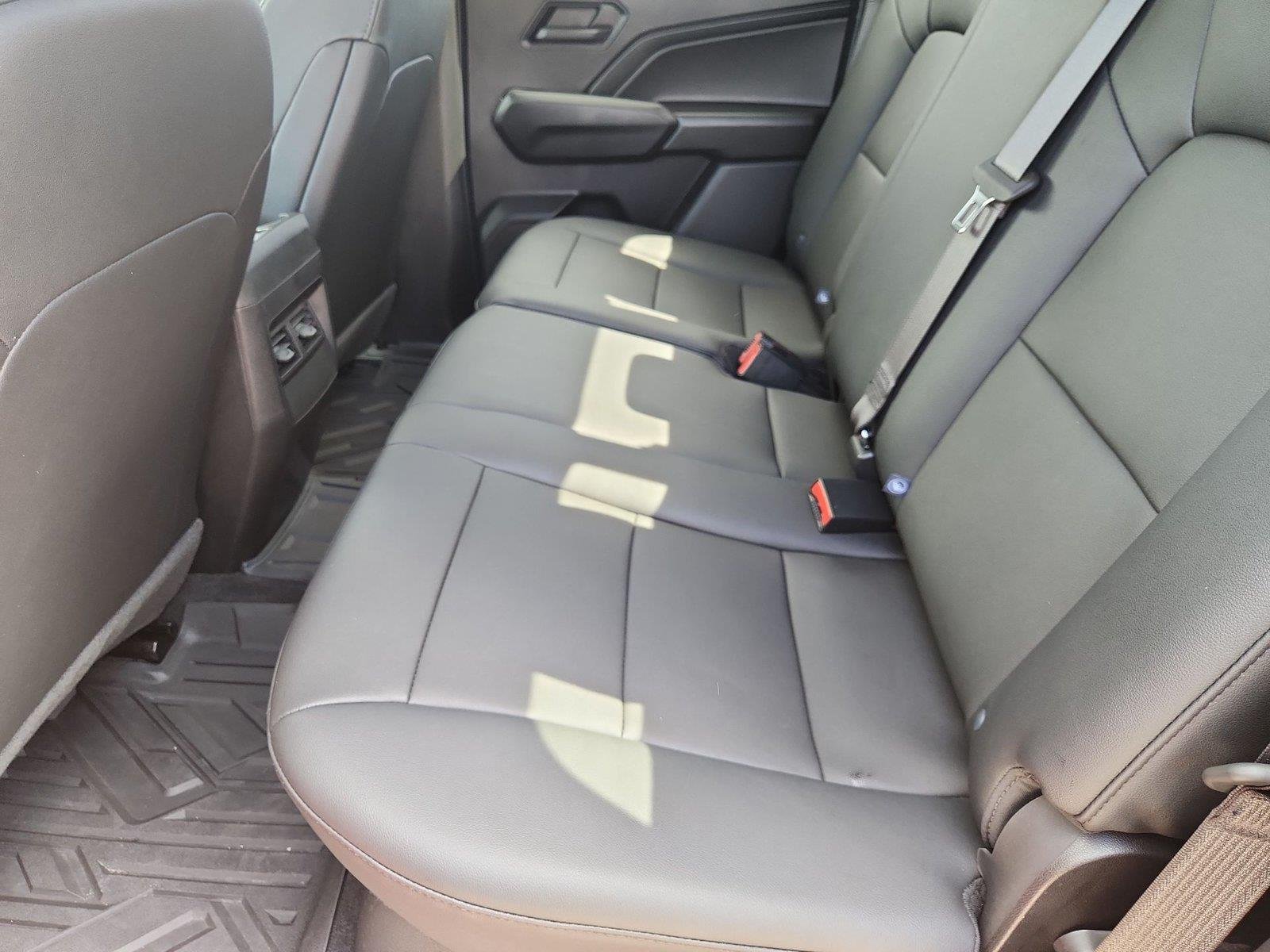 2026 Chevrolet Colorado Trail Boss - Photo 24