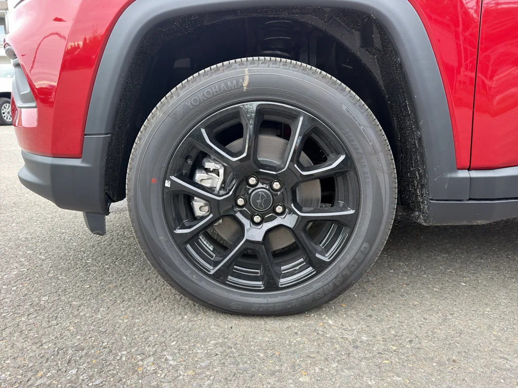 2026 Jeep Compass Latitude Altitude - Photo 9