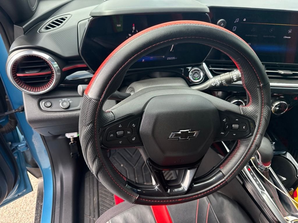 Used 2025 Blue Chevrolet 2RS image 17