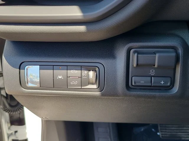 New 2026 Summit White Chevrolet LT - Extended Range image 22