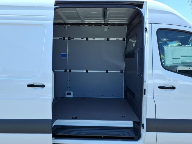 New 2026 White Mercedes-Benz Cargo 170 WB image 23