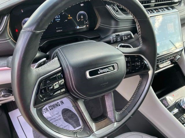 Certified Used 2021 Diamond Black Crystal Pearlcoat Jeep Overland image 13