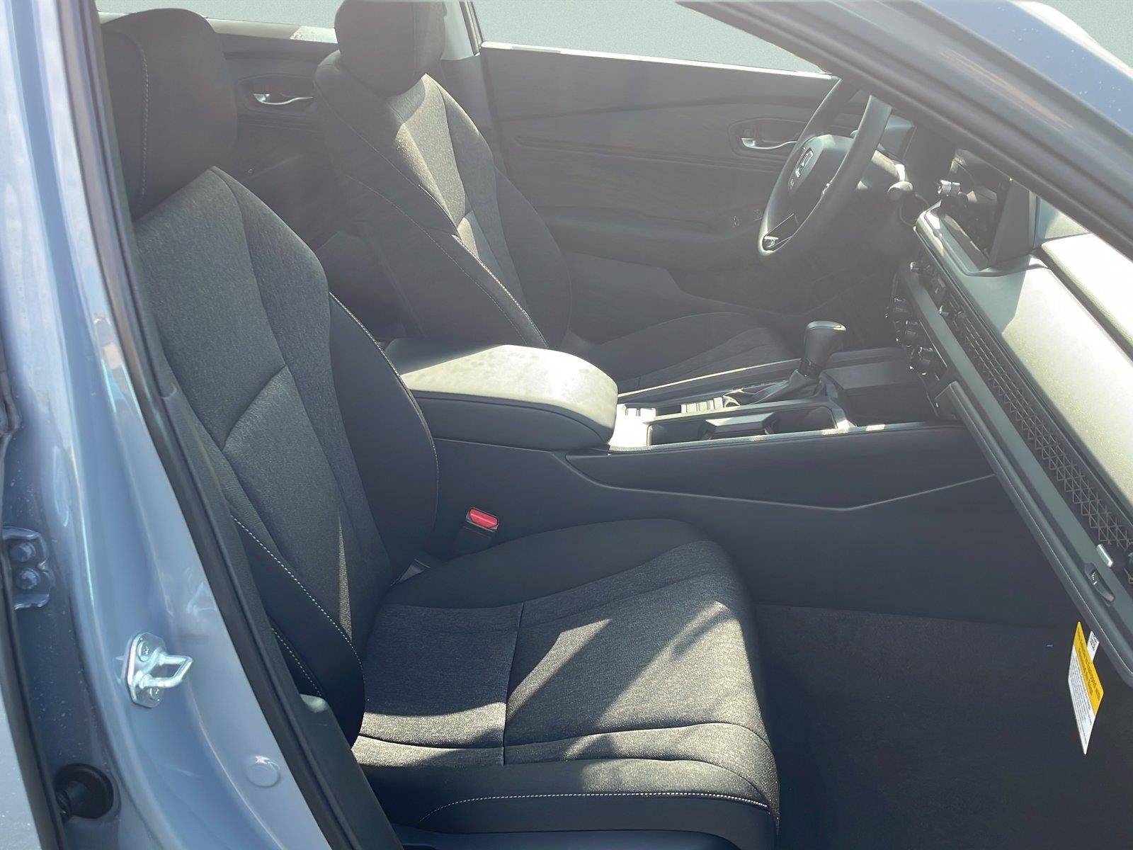 New 2026 Urban Gray Pearl Honda SE image 25