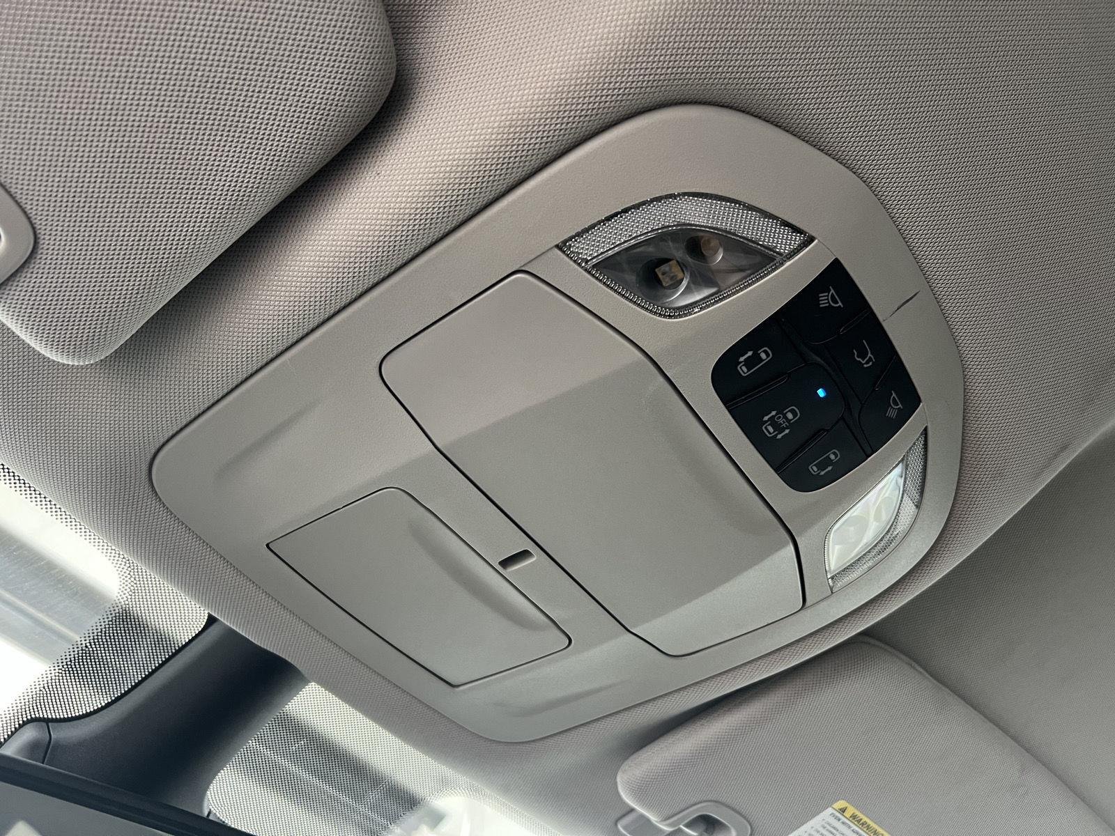 2024 Chrysler Pacifica Touring L - Photo 20
