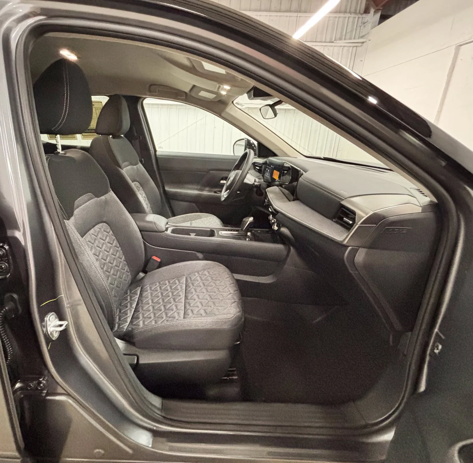 Used 2025 Gray Nissan SV image 18