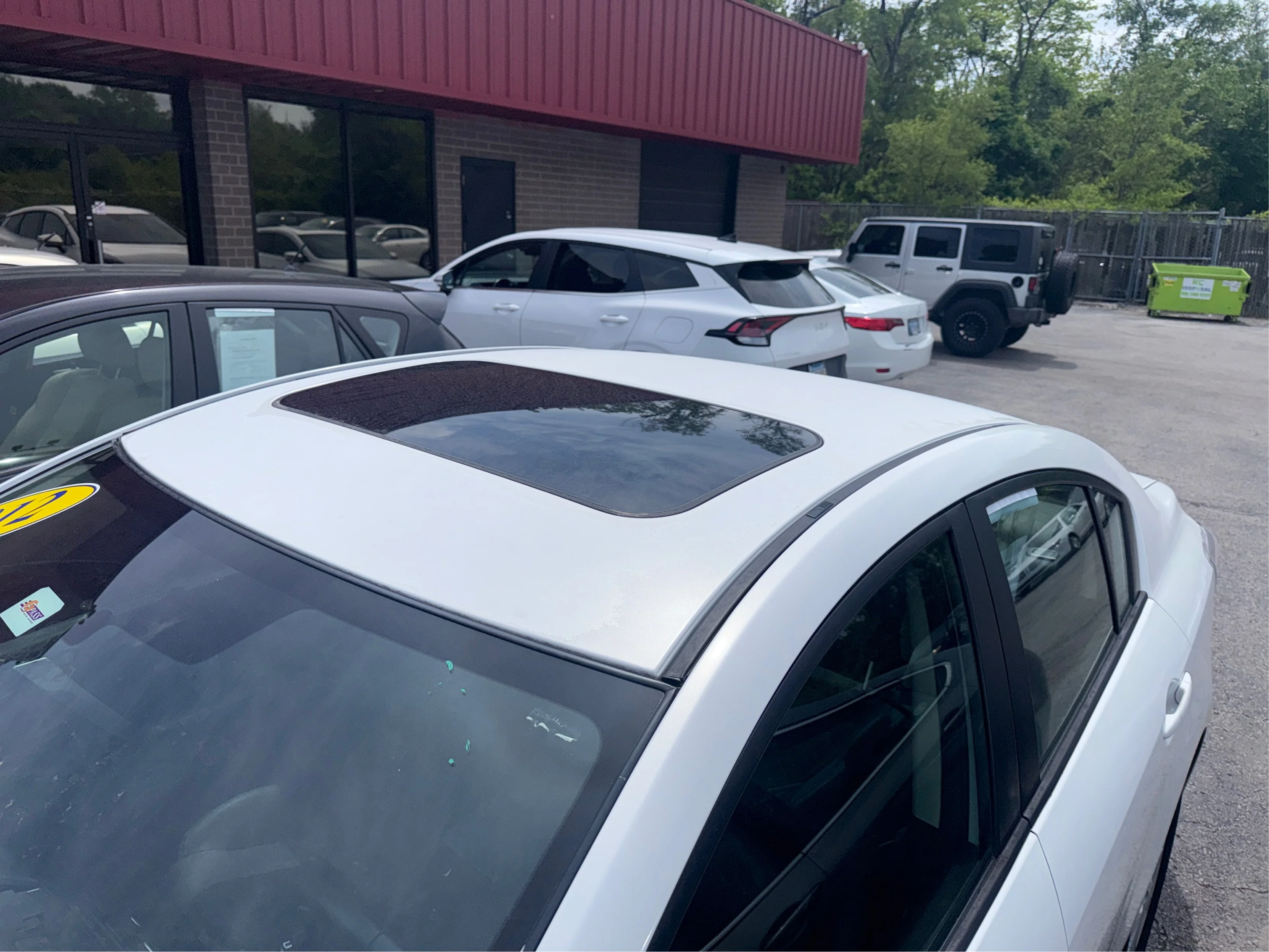 Used 2012 White Mazda i Grand Touring image 12