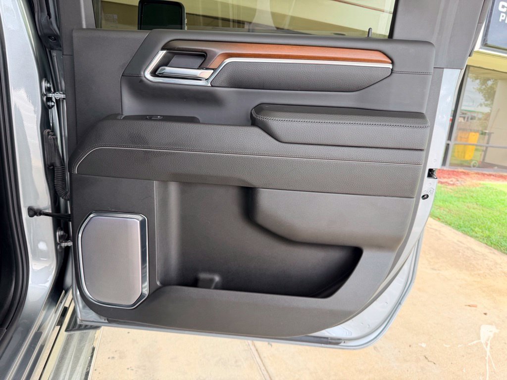 Used 2024 Silver GMC Denali image 35