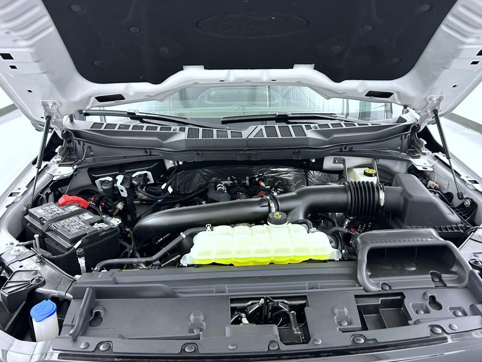 New 2026 Avalanche Ford XLT image 25