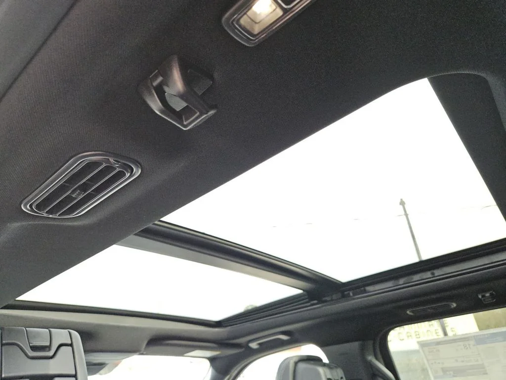 New 2026 Glacier Gray Metallic Tri-Coat Ford Platinum® image 29