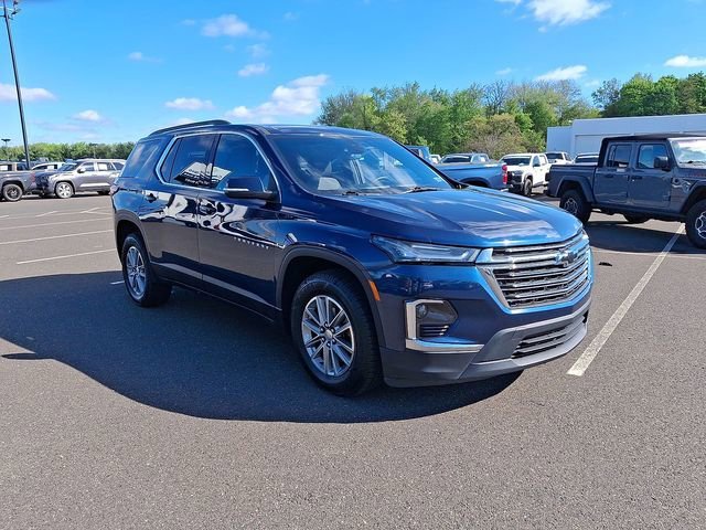 Used 2023 Northsky Blue Metallic Chevrolet LT Cloth image 2