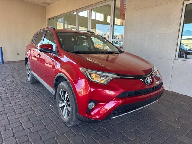Used 2016 Barcelona Red Metallic Toyota XLE image 6