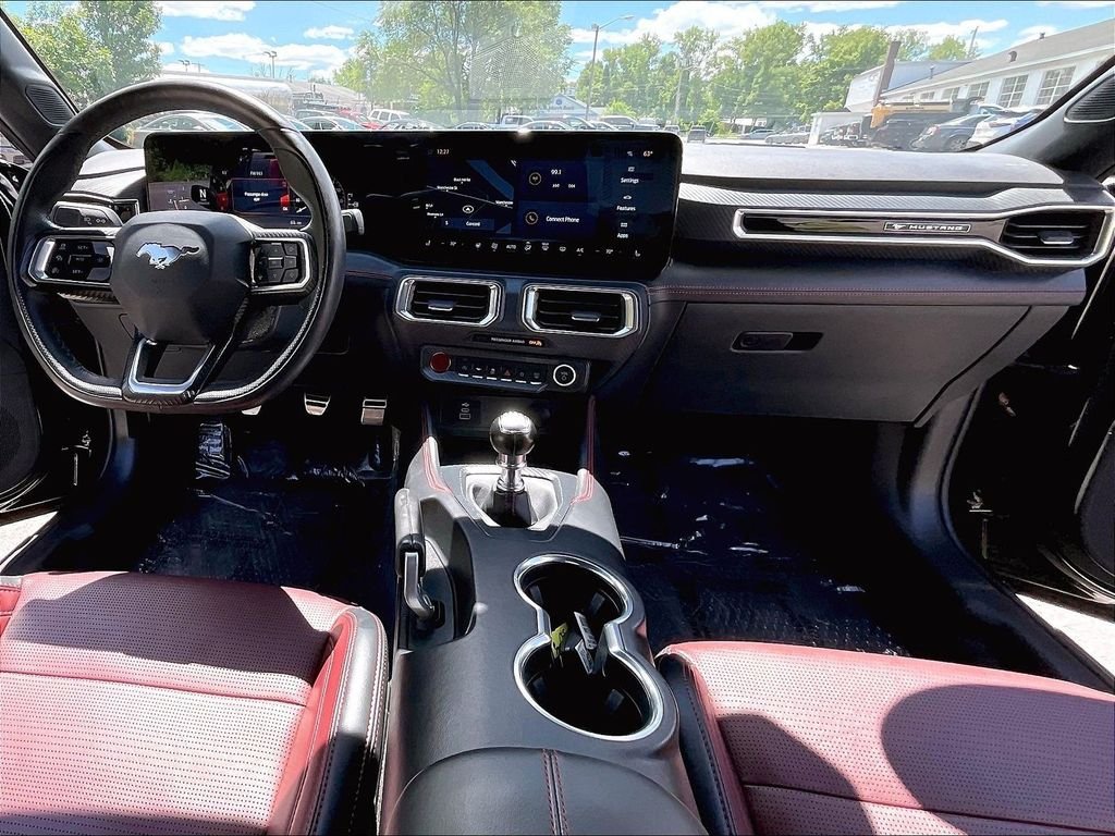 Used 2025 Black Ford GT Premium image 21
