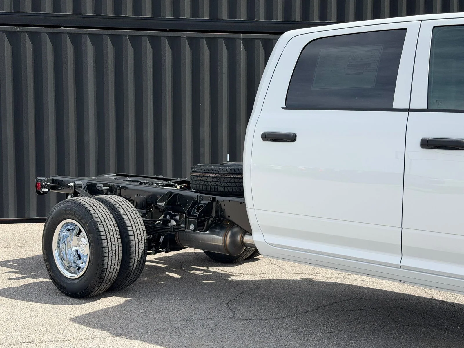 New 2026 Bright White Clearcoat RAM Tradesman image 5