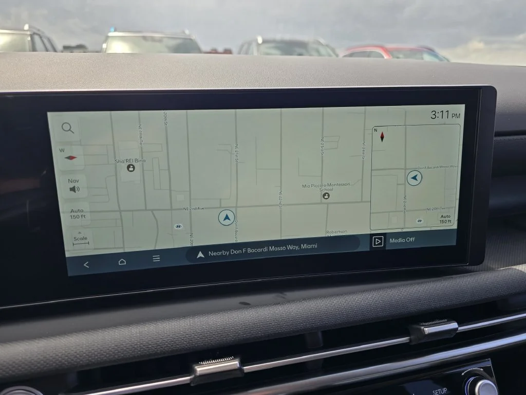 New 2026 Gray Hyundai SEL Premium image 21