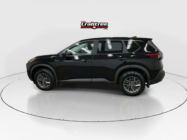 Used 2023 Black Nissan S image 5