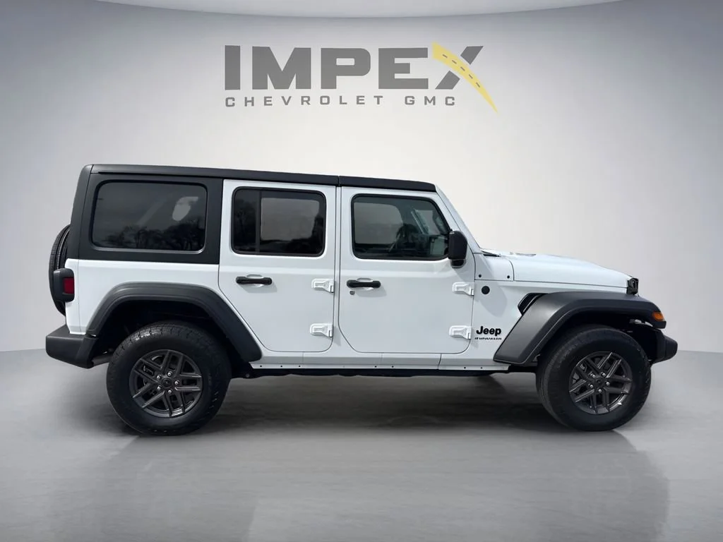 Used 2025 White Jeep Sport S image 6