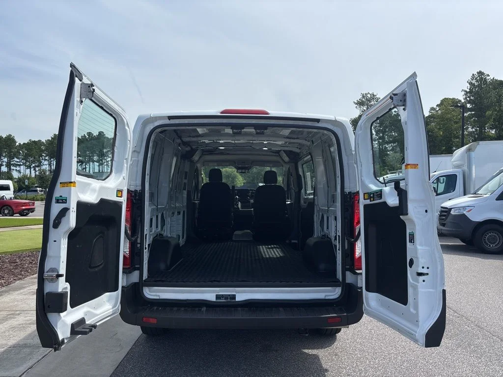 Used 2024 Oxford White Ford Base image 14