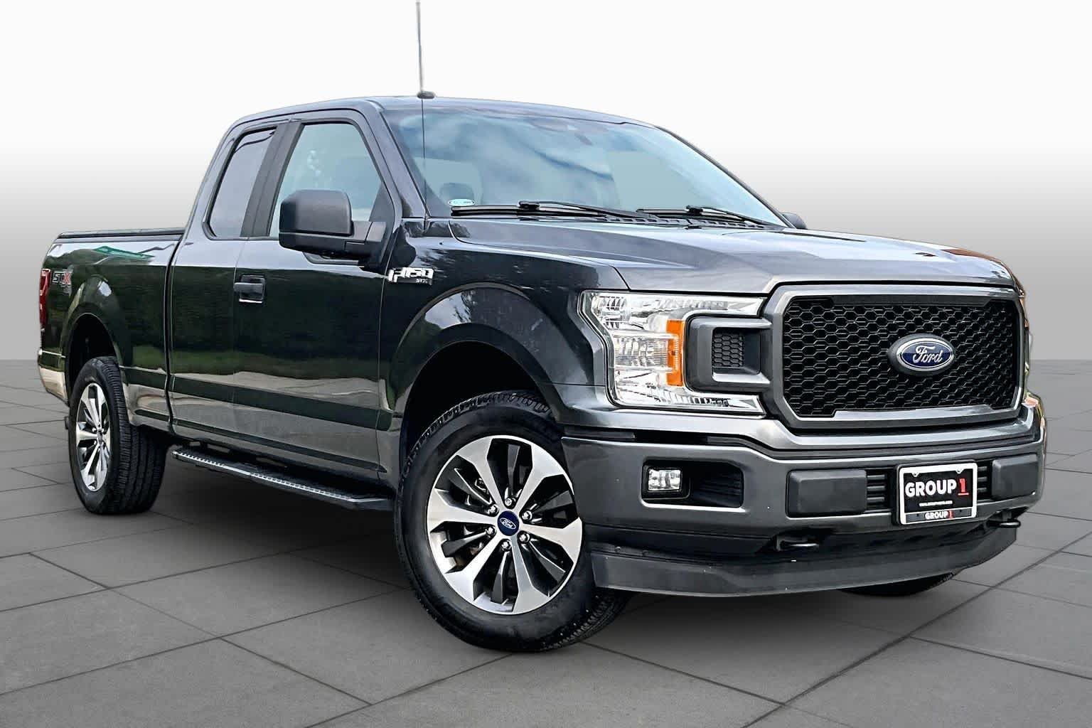 Used 2019 Magnetic Metallic Ford XL image 3
