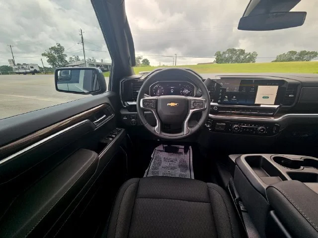 2026 Chevrolet Silverado 1500 LT - Photo 13
